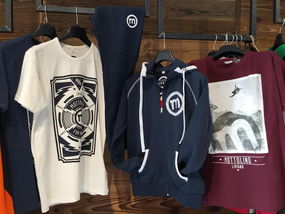 Mottolino clothing