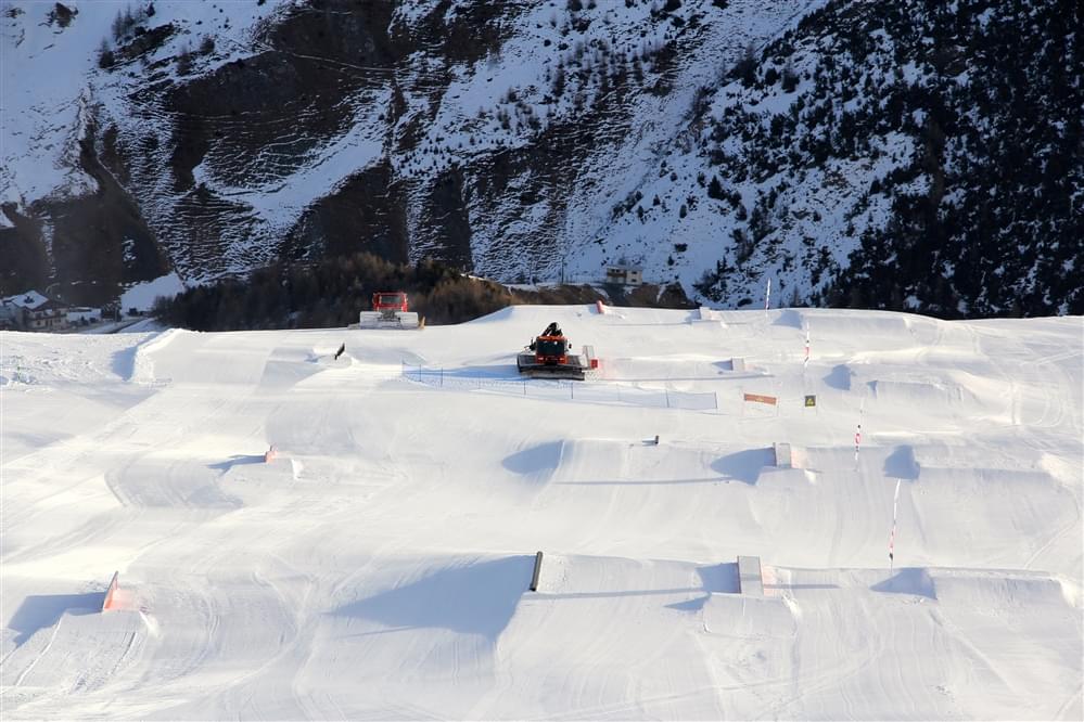 Linea S snowpark Mottolino
