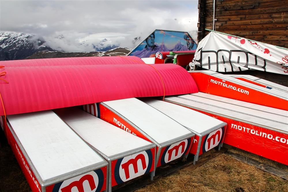 Snowpark obstacles