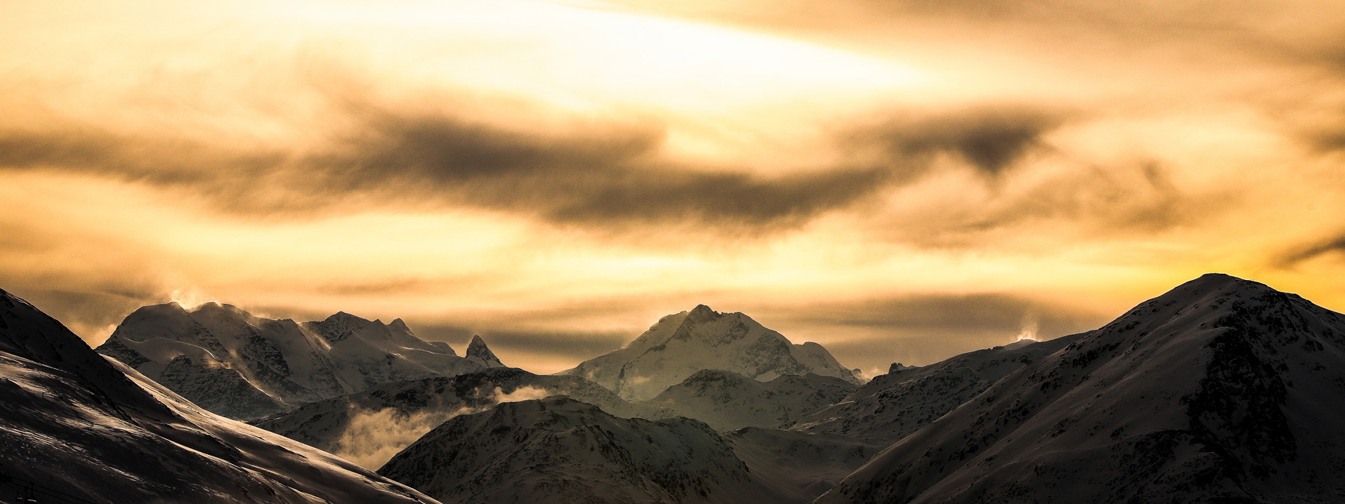 Cime innevate delle Alpi di Livigno