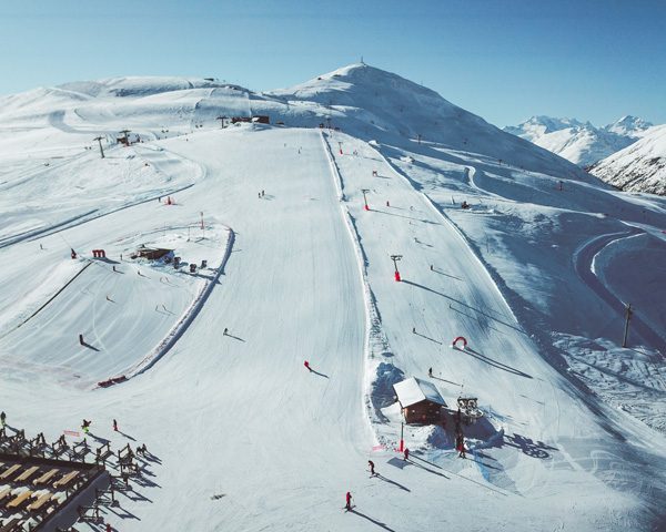 Panoramica del Campo Scuola nella ski area Mottolino a Livigno