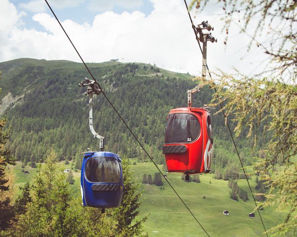 Telecabine Mottolino colorate a Livigno